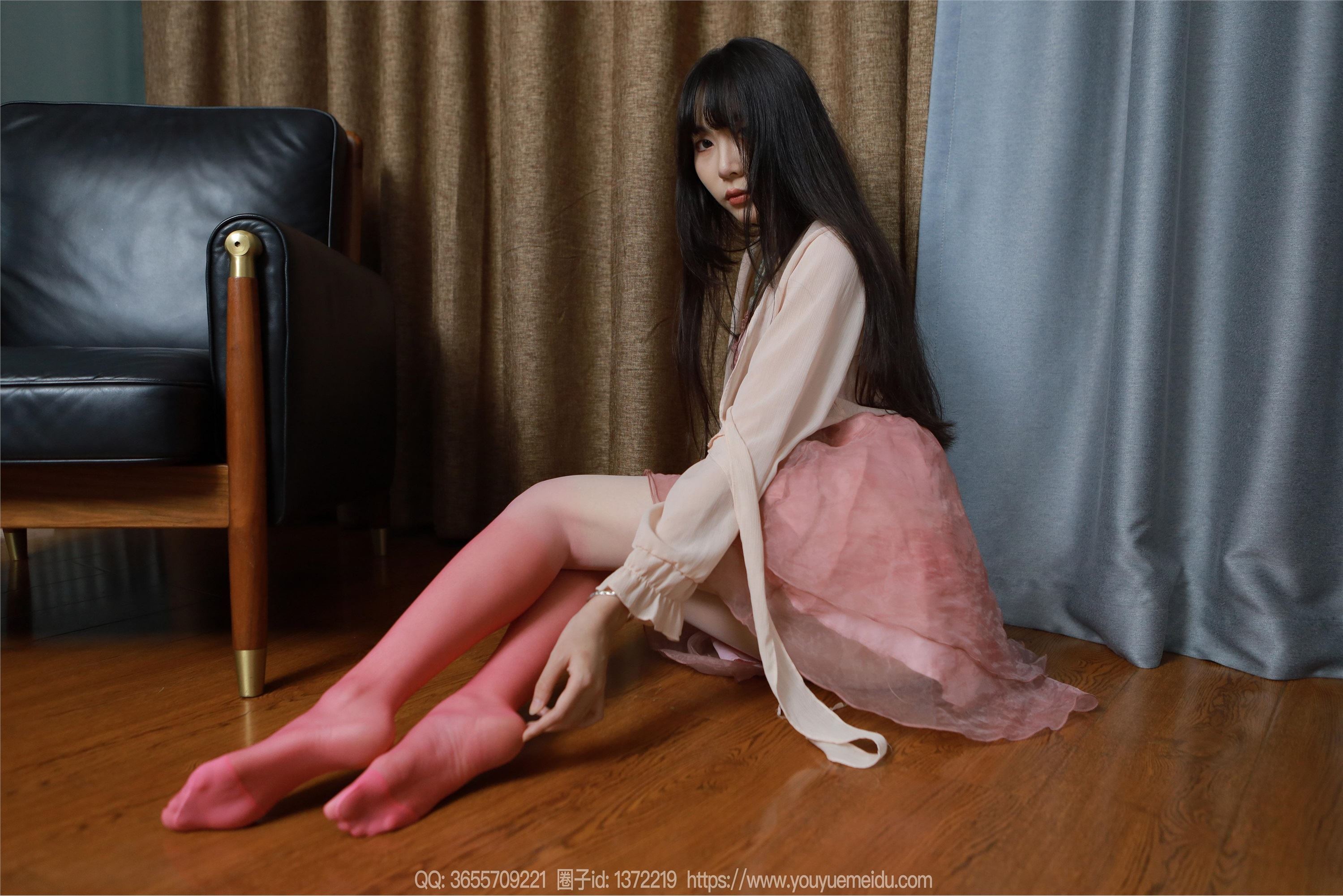 IESS异思趣向  2024.08.04 丝享家 1811 团团《粉白渐变（上）》